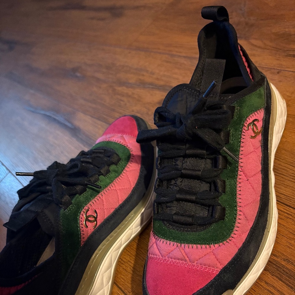 Chanel Runners
